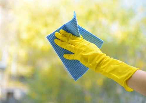 Escalation and fair review of a cleaning complaint